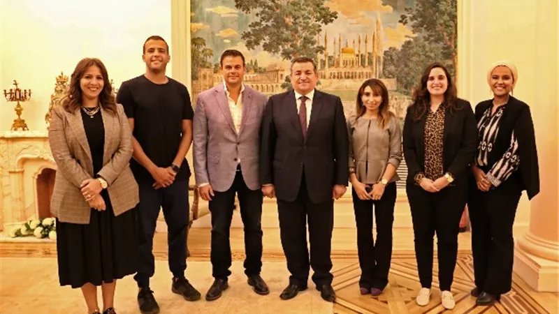 مد فترة استقبال الأعمال المقدمة لمسابقة 
