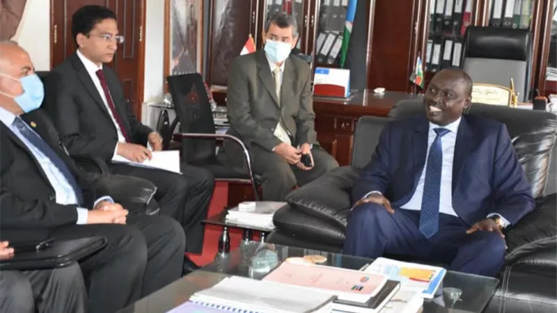 عبد العاطي .. المرحلة المقبلة ستشهد تنفيذ المزيد من المشروعات التنموية لخدمة جنوب السودان