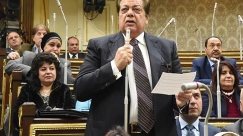 أبو العينين: السيسي وهب حياته من أجل بناء دولة حضارية جديدة.. وطارق عامر حارس أمين على أموال المصريين