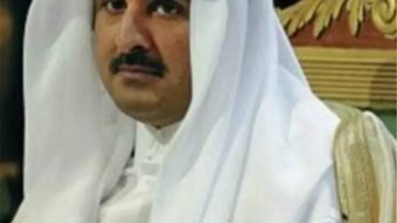الازمات تلاحق نظام الحمدين ..تقرير حقوقي يؤكد : أغلق الصحف وطرد العمالة فى القنوات القطرية تعسفيا