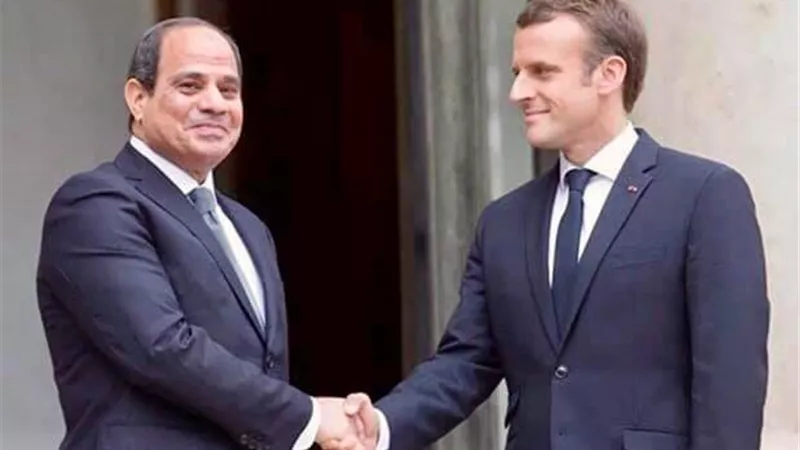 الرئيس السيسي يتلقى اتصالاً من ماكرون لبحث تطورات الأوضاع الإقليمية