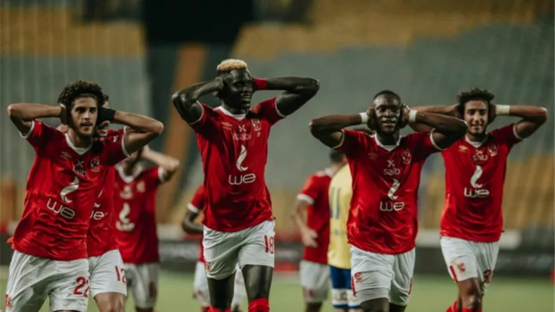 بالفيديو.. الأهلي يقترب من حسم لقب الدوري بثلاثية أمام الإسماعيلي