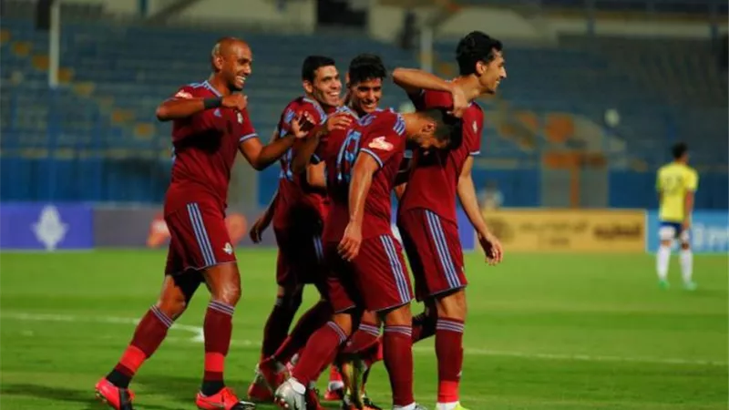 بيراميدز يفاوض رانييري وستيف بروس لتدريب الفريق
