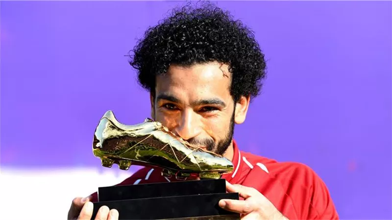 المرشحون للحذاء الذهبي في البريميرليج 2020/2021 الأول محمد صلاح .. تعرف عليهم