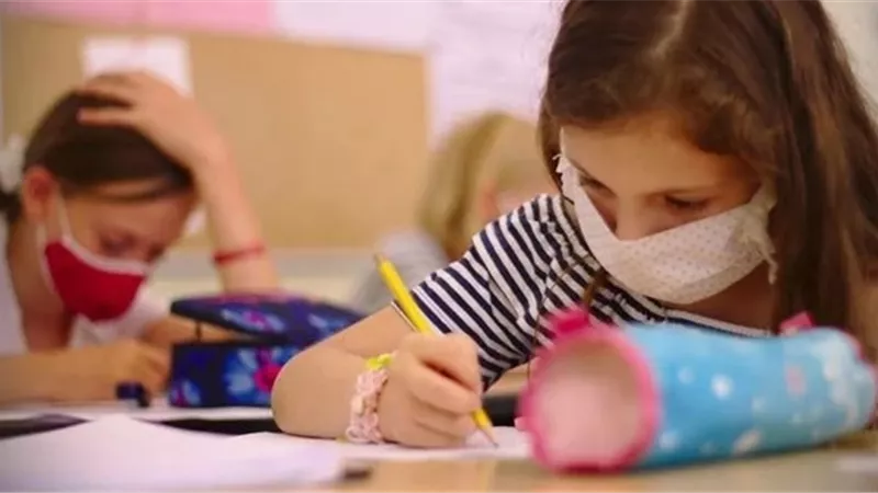 إغلاق تام لمدرسة ابتدائية.. بعد إصابة عدد كبير من التلاميذ بـكورونا