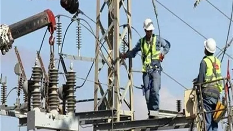 الكهرباء: الانتهاء من اقامة تحكم سمالوط وتحديث نجع حمادى و70 % لبنبان