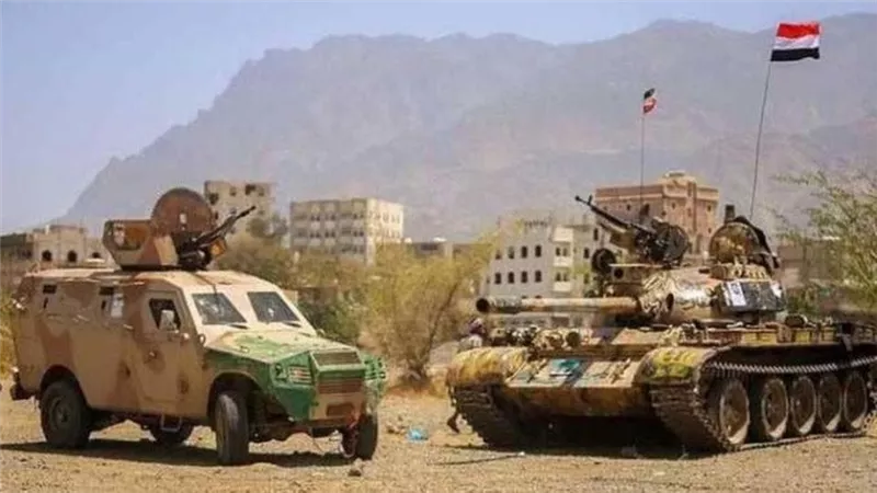 مقتل 35 عنصرا من مليشيا الحوثى بنيران الجيش اليمنى شرقى صنعاء