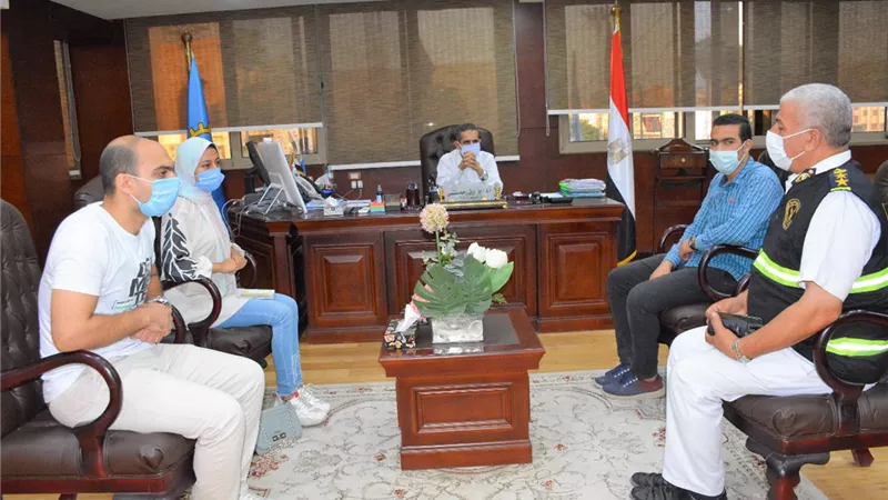 محافظ الغربية يستقبل مدير عمليات المرور وفريق متطوعي الغربية