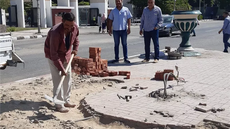 محافظ أسيوط: استكمال أعمال تطوير وتجميل الشوارع والميادين بحي شرق وغرب