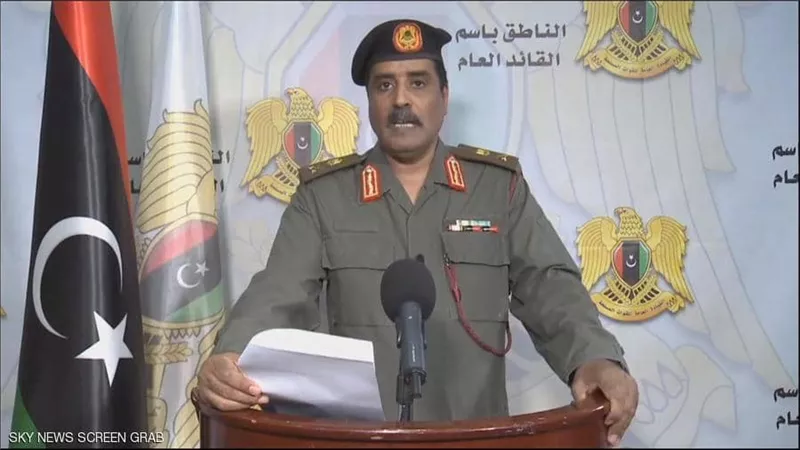 الجيش الليبي يتعهد بحماية المتظاهرين ويحذر من المندسين