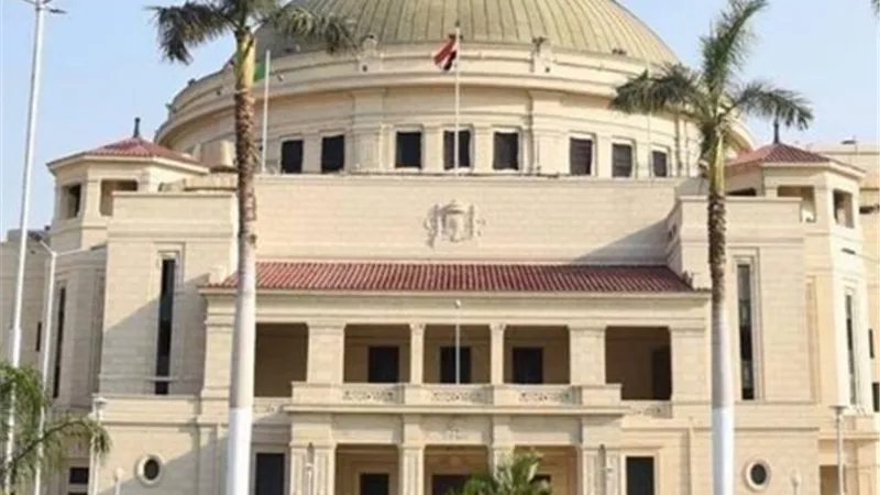 جامعة القاهرة تواصل امتحانات الدراسات العليا بالكليات