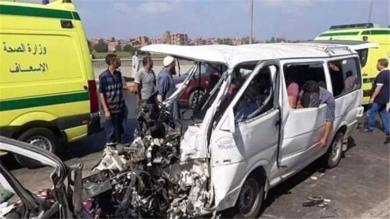 اصابة 7 اشخاص فى حادث انقلاب سيارة بالبحيرة