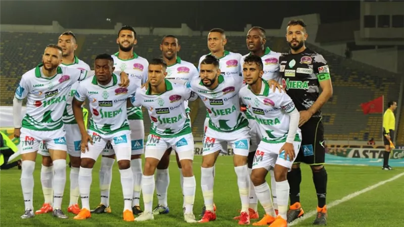مدافع الرجاء المغربى يقترب من الانضمام للأهلى