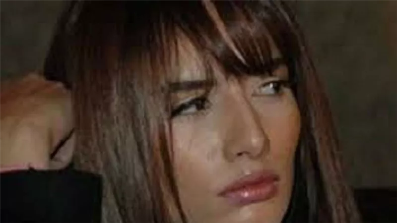 أنقى ما شفت فى حياتى زعلانة من قلبى.. زينة تنعى المخرج على رجب