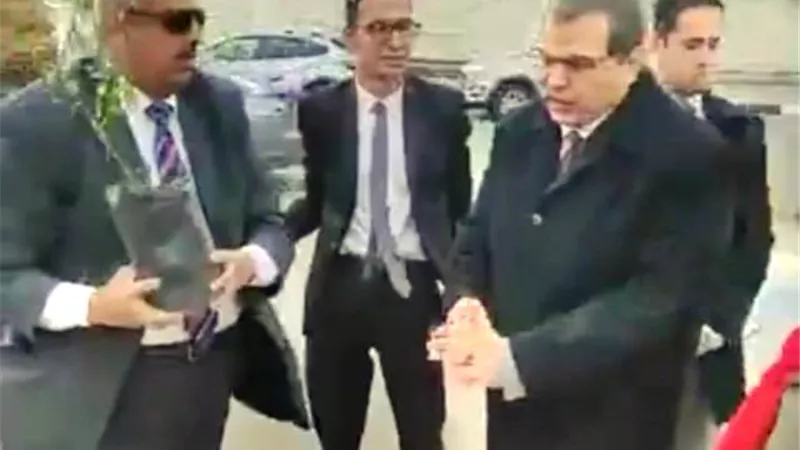 محمد قبطان: زرعنا 310 الف شجرة ونسعى لتجميل منازل الشهداء.. بالصور