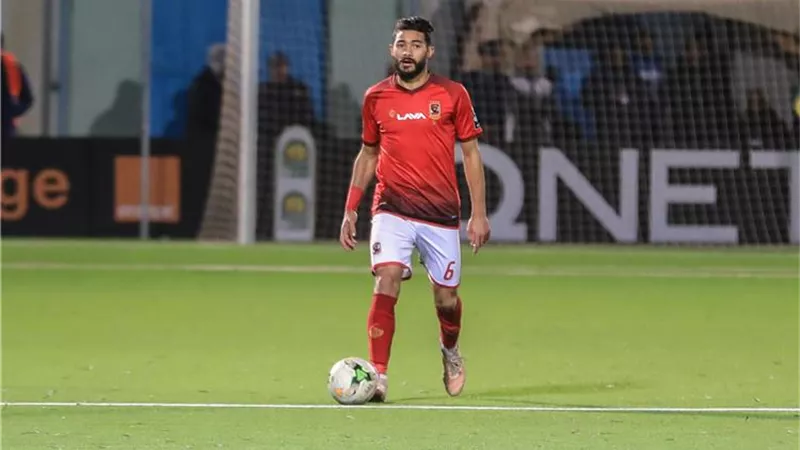 الأهلي يعلن إصابة ياسر إبراهيم وعلي لطفي بفيروس كورونا