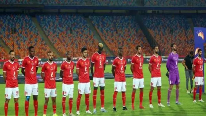 الأهلي يعلن إصابة ثنائي الفريق بفيروس كورونا