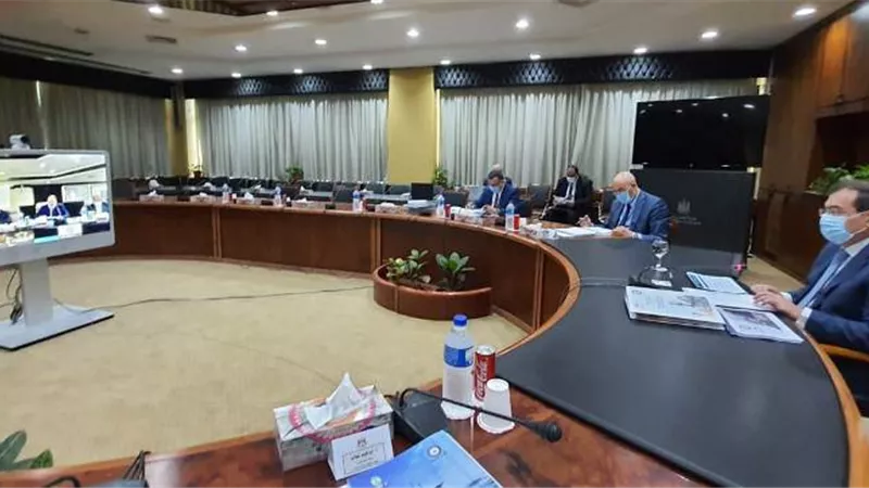 وزير البترول يرأس اعمال الجمعية العامة للشركة القابضة للبتروكيماويات