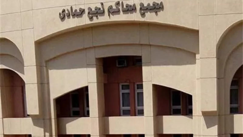 اعدام عامل بقنا قتل والدته أثناء صلاتها