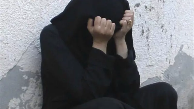 سيدة تشكو زوجها لعدم إثبات نسب بناتها: «أنا الزوجة رقم ألف»