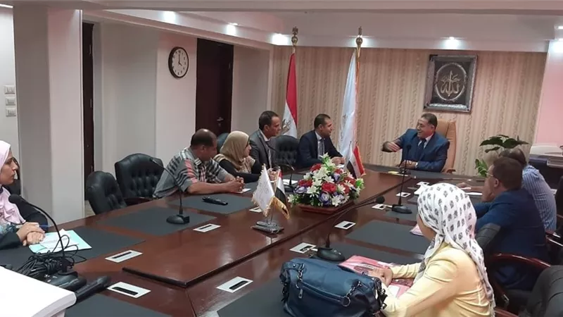 أمين القومي لأسر الشهداء والمصابين يوجه المكاتب الإقليمية بحسن معاملة المستفيدين
