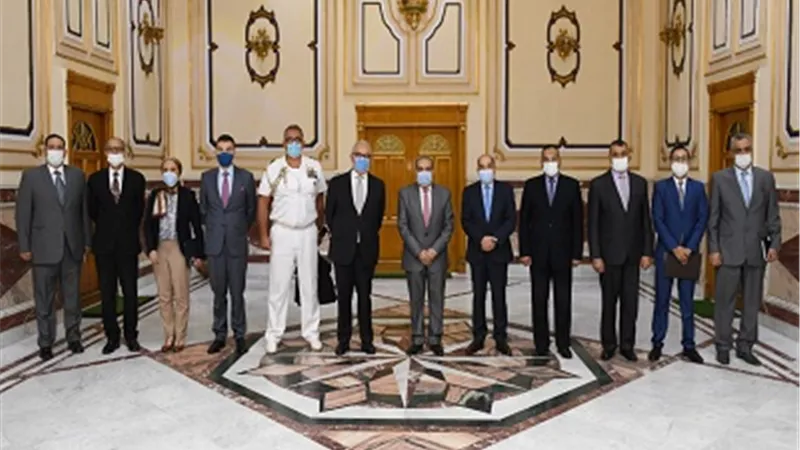 وزير الدولة للإنتاج الحربي يبحث مع السفير الإيطالي بالقاهرة سبل التعاون المشترك