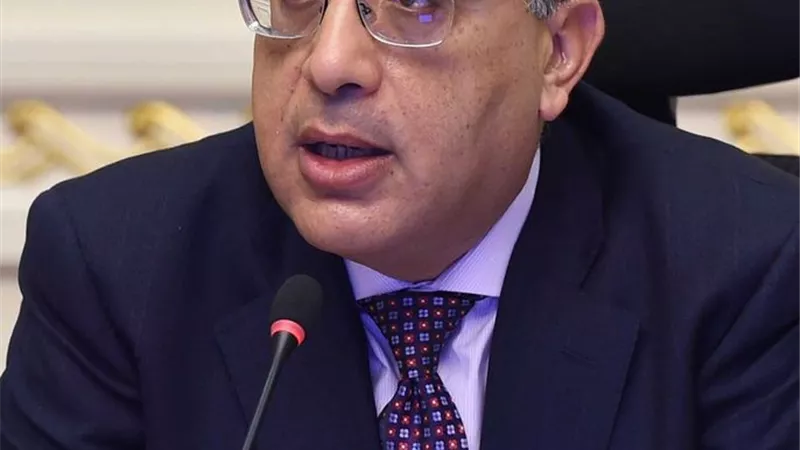 رئيس الوزراء: الدولة استثمرت 100 مليار جنيه لسد الفجوة التعليمية ورفع مستوى جودة التعليم