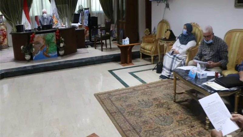 فوده يجتمع بالمجموعة الإقتصادية لمتابعة تنفيذ المشروعات فى جنوب سيناء