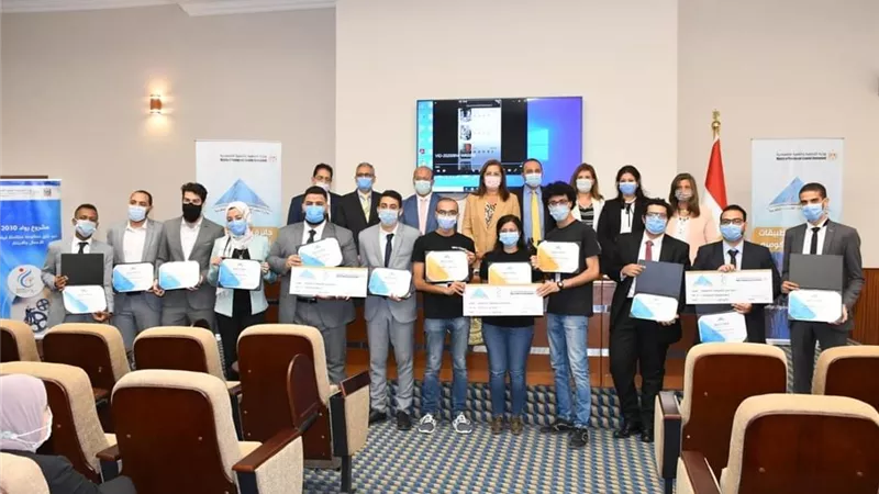 التخطيط تستعرض الفرق الفائزة بجائزة مصر لتطبيقات الخدمات الحكومية