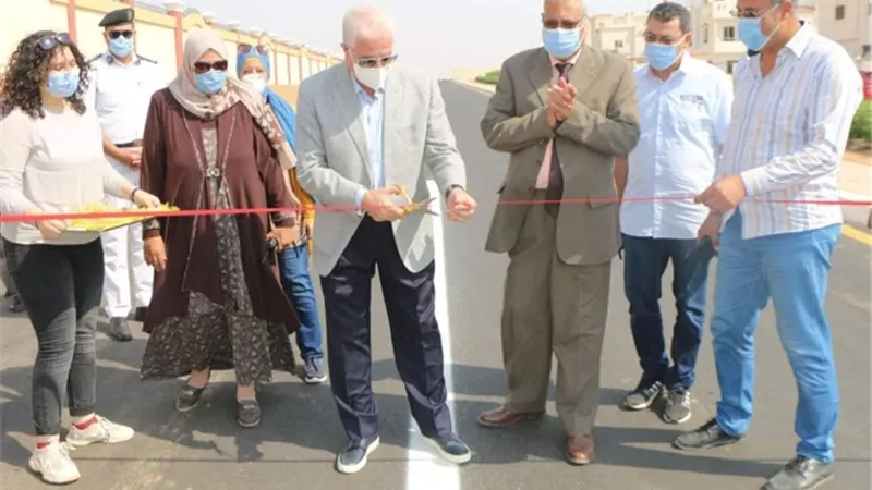 فوده يفتتح طريقي المدرسة اليابانية وجامعة الملك سلمان بشرم الشيخ