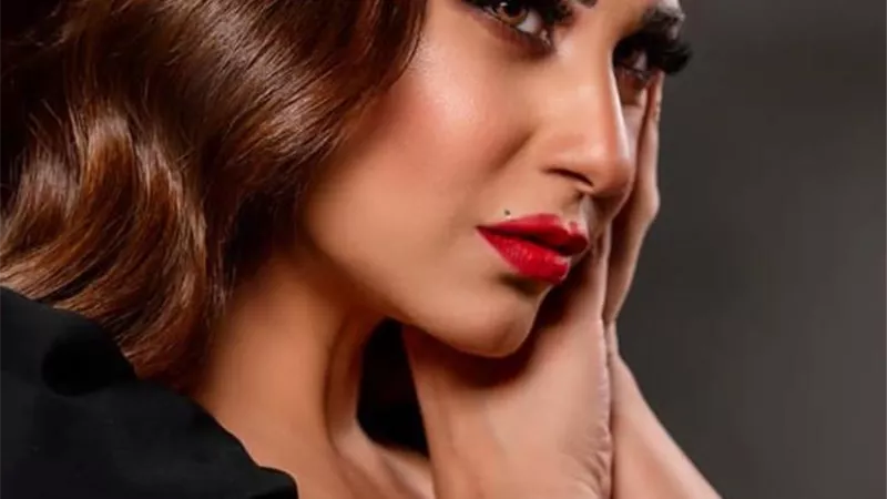 إطلالة جذابة وملامح رقيقة للفنانة انجى شرف عبر انستجرام