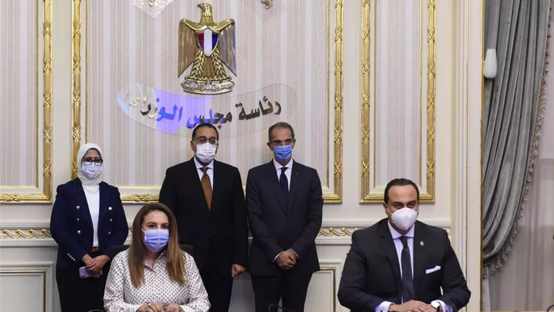 رئيس الوزراء يشهد توقيع بروتوكول تعاون للتطوير المؤسسي والتحول الرقمي للهيئة العامة للرعاية الصحية