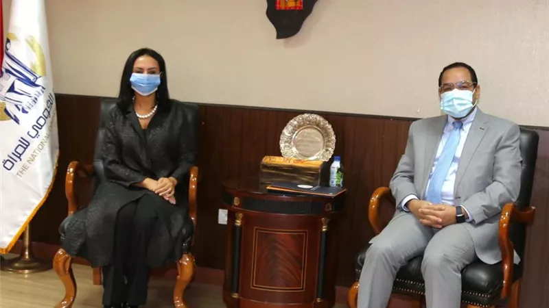 التنظيم والإدارة يستمع لرأي القومي للمرأة بشأن تنفيذ توجيه الرئيس بدراسة وضع المرأة أثناء العام الدراسي الجديد