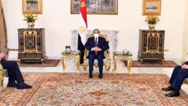 الرئيس السيسي يستقبل رئيس الكونجرس اليهودى العالمى ويؤكد على التسوية العادلة والشاملة للقضية الفلسطينية