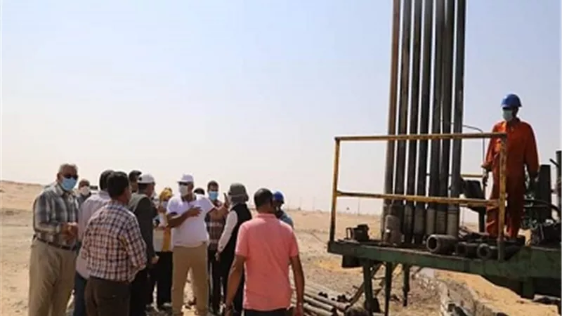 محافظ الوادى الجديد يتفقد انشاءات حديقة ٣٠ يونيو الترفيهية بالخارجة.صور