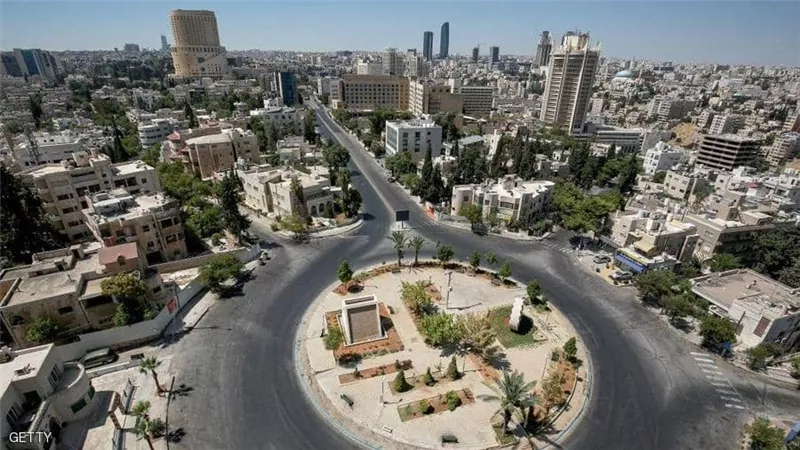 إجراءات وعقوبات مشددة لوقف تفشي كورونا في الأردن