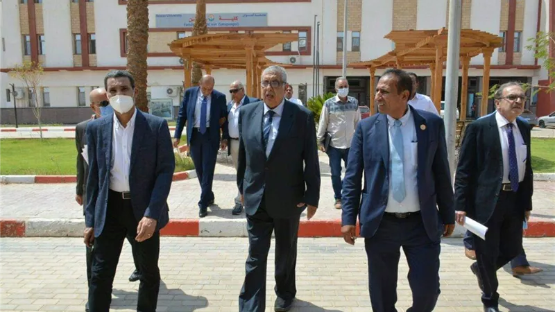لجنة 