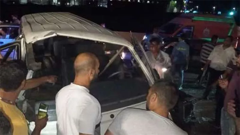 الصراخ والعويل بدلاً من الغناء والزغاريد .. ليلة الفرح تتحول الى مآتم كبير.. مصرع 5 من أسرة واحدة في زفة العروسين