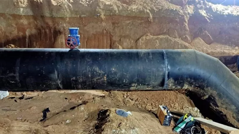مياه الجيزة تنتهي من إحلال وتجديد شبكات محطة اكتوبر الجديدة.. صور