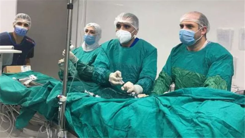 الرعاية الصحية تعلن تفاصيل إجراء 6 عمليات قسطرة قلبية معقدة لمرضى الانسداد المزمن