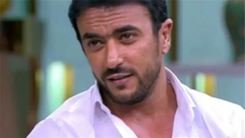 احمد العوضي يكشف عن فرق السن بينه وبين زوجتة ياسمين عيد العزيز.. فيديو