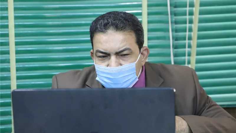 إنتظام طلاب الدور الثانى للدبلومات الفنية بلجان الإمتحانات فى الوادى الجديد.. صور