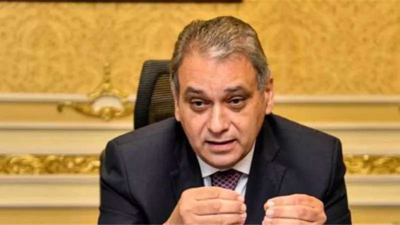 وزير المجالس النيابية يكشف خطة الحكومة فى دور الانعقاد الجديد