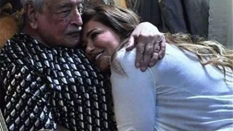رسالة حزينة من ليلى علوي لجميل راتب فى ذكرى رحيله.. 