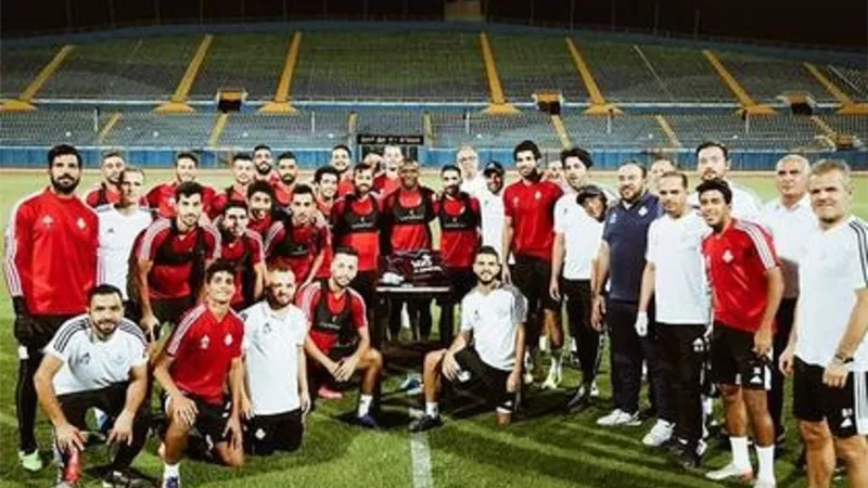 بيراميدز يحتفل بدخول أنطوي نادي المائة.. صور