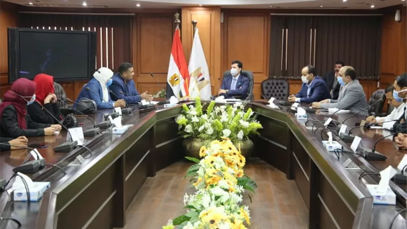 وزير الشباب والرياضة يلتقي الإتحاد العام لشباب سوهاج