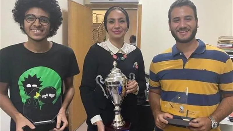 د. ياسمين الكاشف أفضل مرشد أكاديمى في الجامعات الحكومية والخاصة 2020