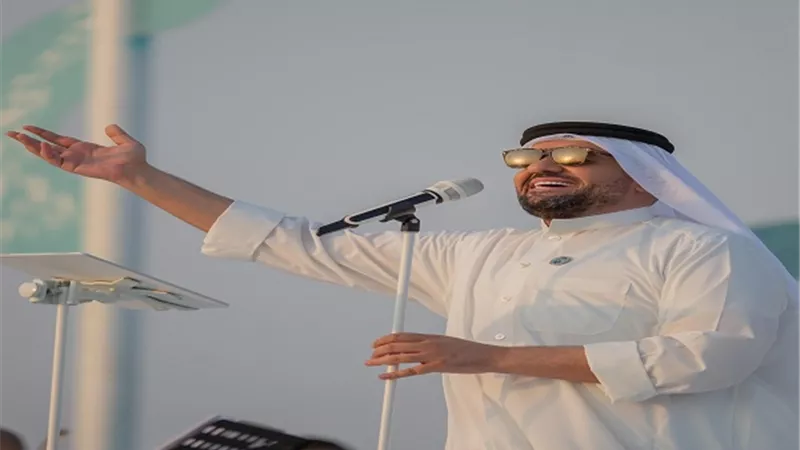 حسين الجسمي يحتفل باليوم الوطني السعودي الـ90 على شاطىء الرأس الأبيض