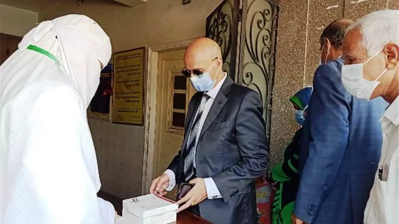 وكيل الصحة يفتتح عيادة الأسنان بالمركز الطبى ويشكر فرق المبادرة الرئاسية.. بالصور