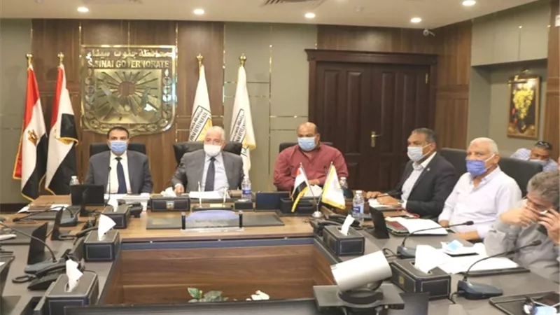 فوده يرأس إجتماعاً تنسيقياً لمناقشة افتتاح بعض المشروعات بطور سيناء